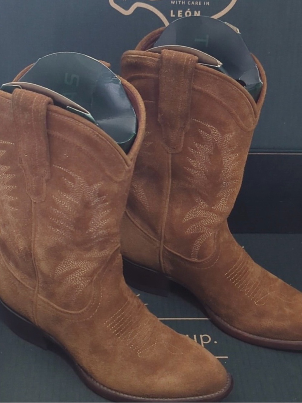 Tecovas The Josie - Sienna Suede Cowboy Boots - Picture 4 of 6